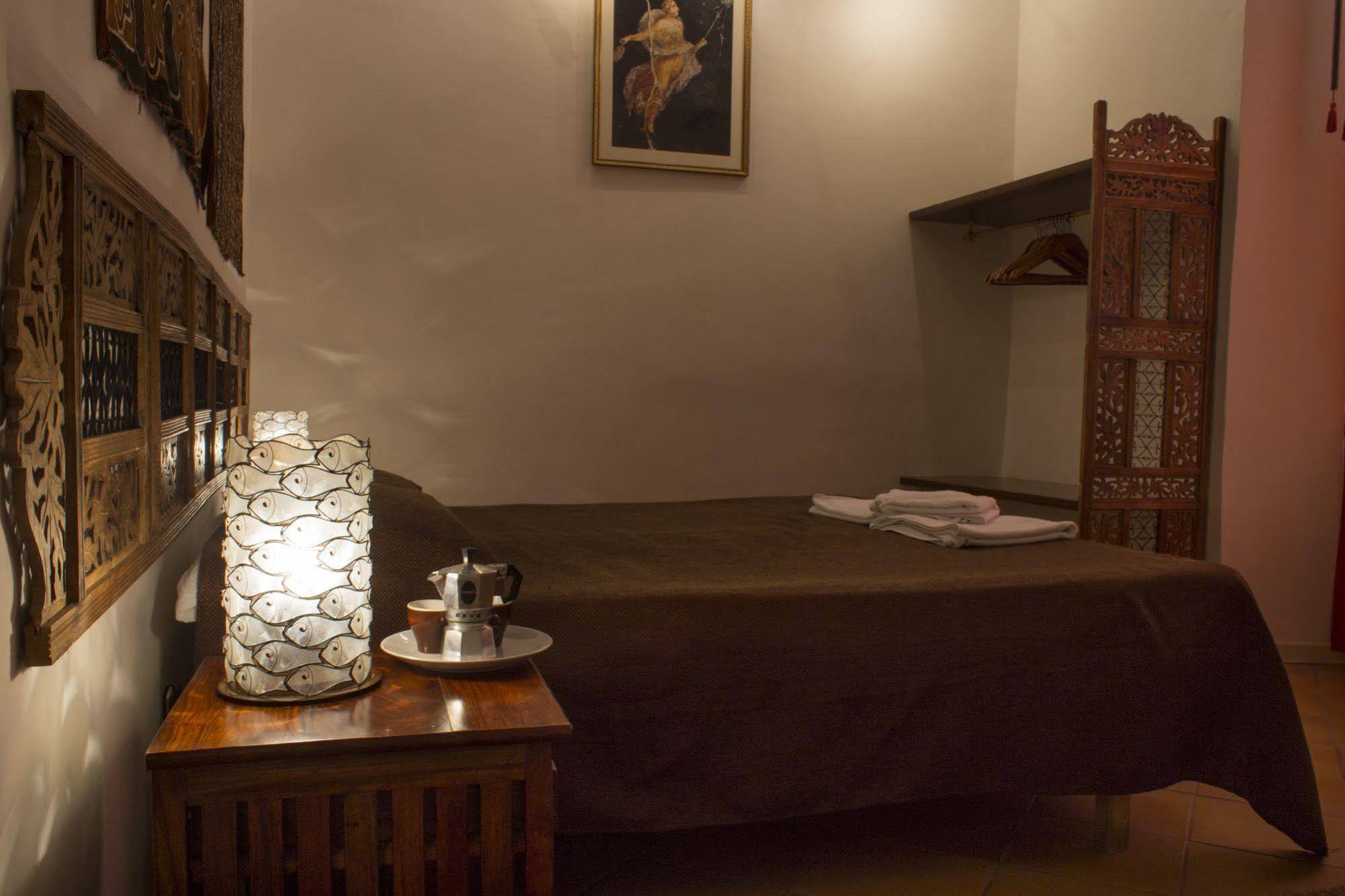 Diletto A Napoli Bed & Breakfast Bagian luar foto