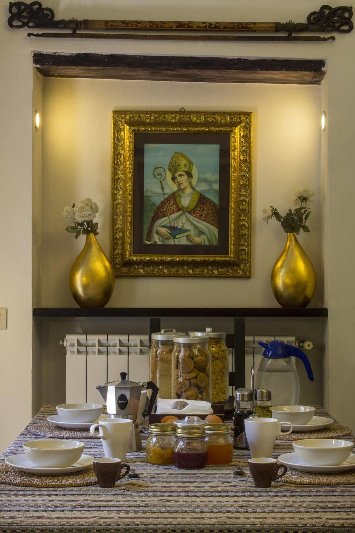 Diletto A Napoli Bed & Breakfast Bagian luar foto